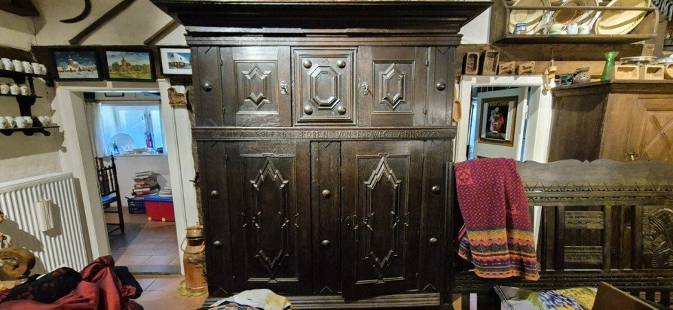 Antiker Schrank 1722 Landhaus Brodersdorf