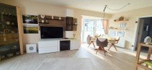 wohnzimmer mit Essplatz Reihenendhaus N�he Meer