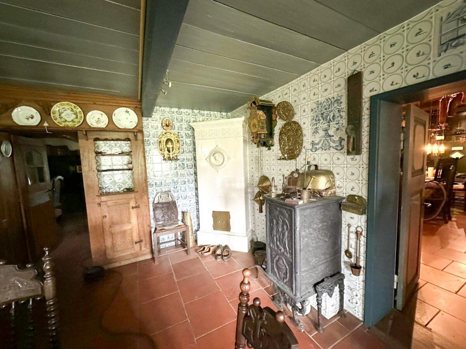 EG Zimmer mit Sylter Ofen Landhaus Brodersdorf
